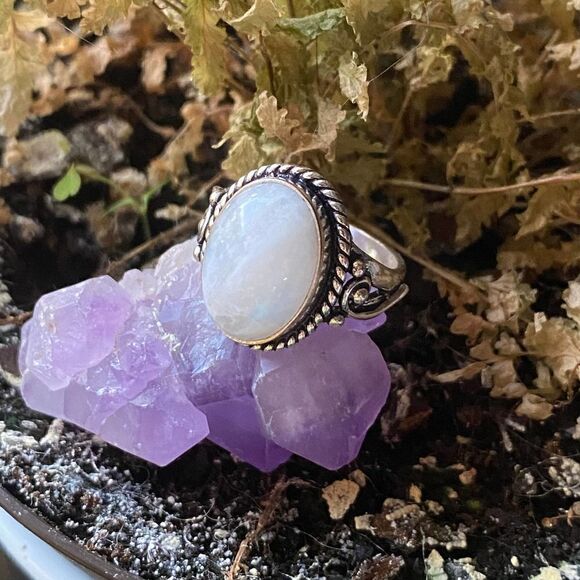 Moonstone Sterling Silver Boho Ring Size 6 - Picture 6 of 11